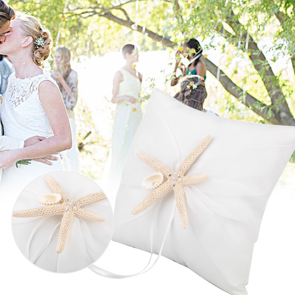 وسادة حاملة خاتم الزفاف من الع - مراجعة Ring Bearer Pillow وسعره