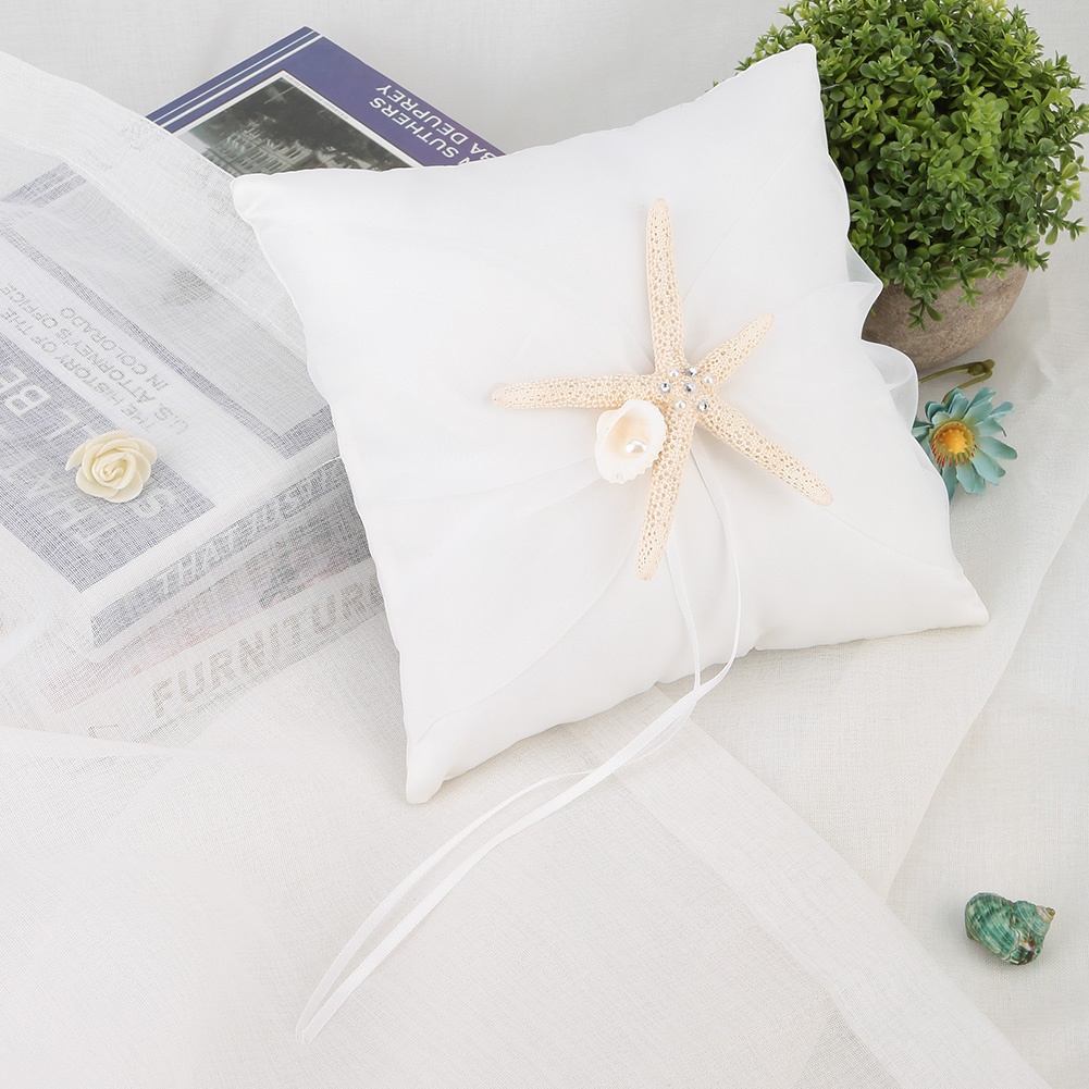 وسادة حاملة خاتم الزفاف من الع - مراجعة Ring Bearer Pillow وسعره