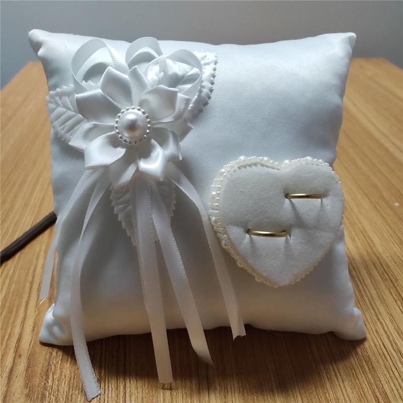 خاتم الزواج وسادة الأوروبية رو - مراجعة Ring Bearer Pillow وسعره